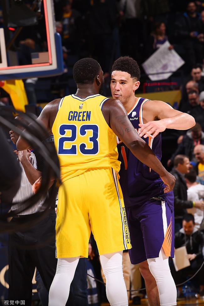  布克与杜兰特合砍五十五分，太阳全民皆兵大胜掘金